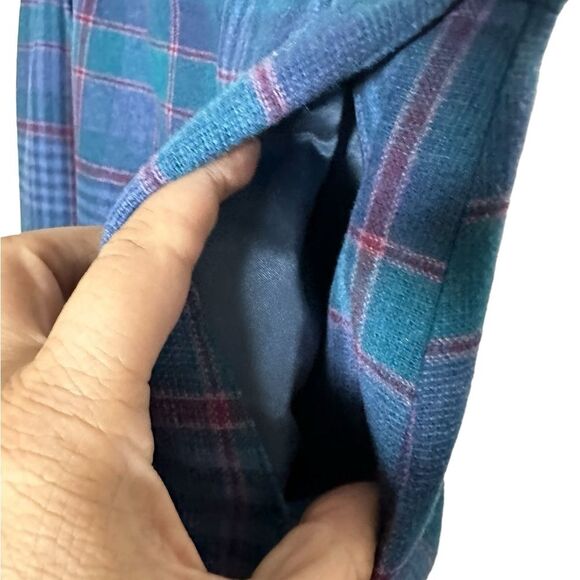 Vintage 70s Pendleton Long Blue Pleated
Plaid Skirt Size 12
Blue Wool - Picture 4 of 8